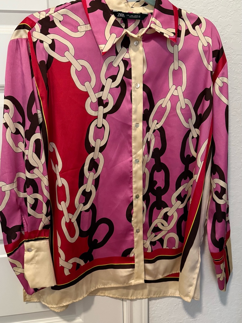 Zara Pink, Cream & Brown Chain-Pattern Silk-Feel Blouse